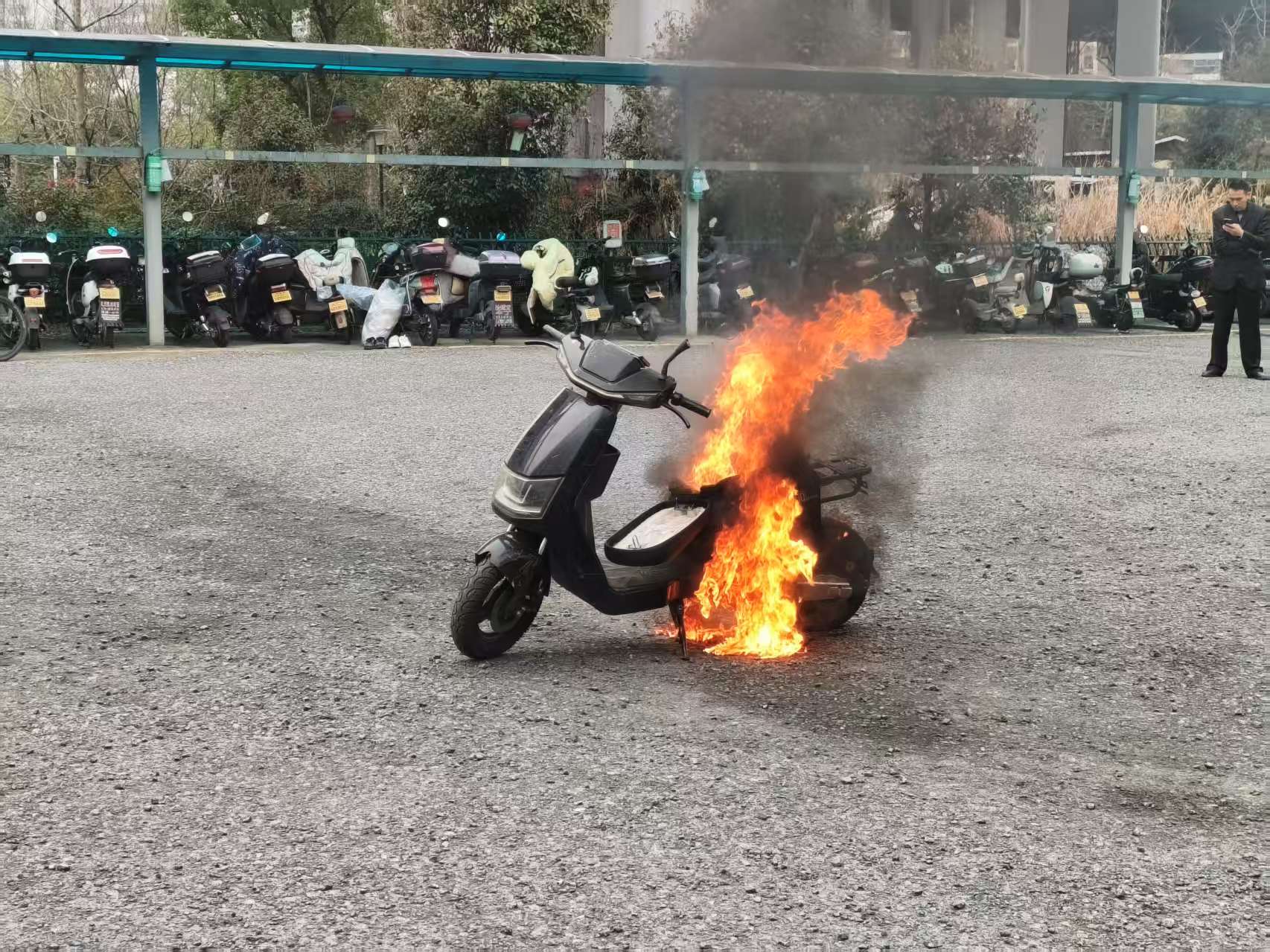 上城区路政消防演练1.jpg